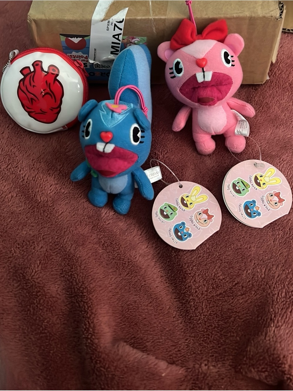 Very rare happy tree friends plushies and pouch